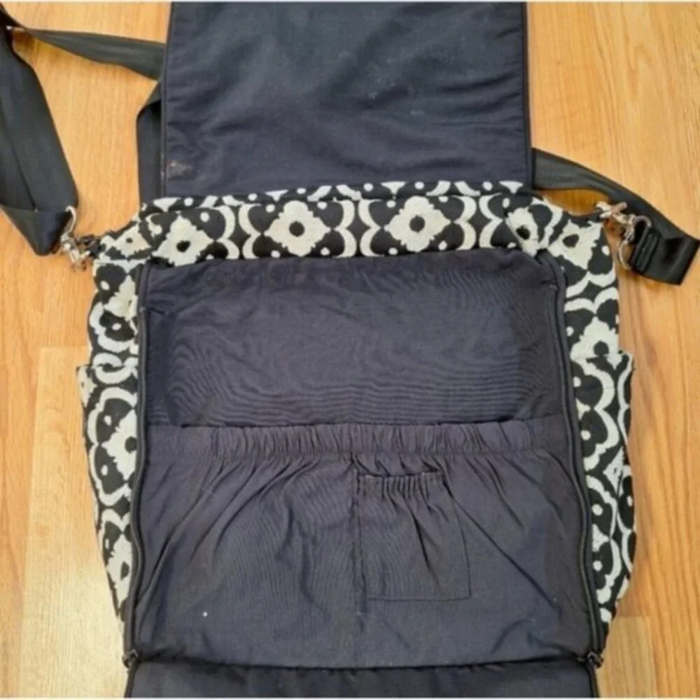 PETUNIA PICKLE BOTTOM Abundance Boxy Backpack Diaper Bag with Changing Pad